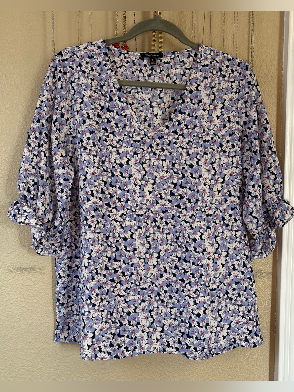 Floral V-Neck Blouse